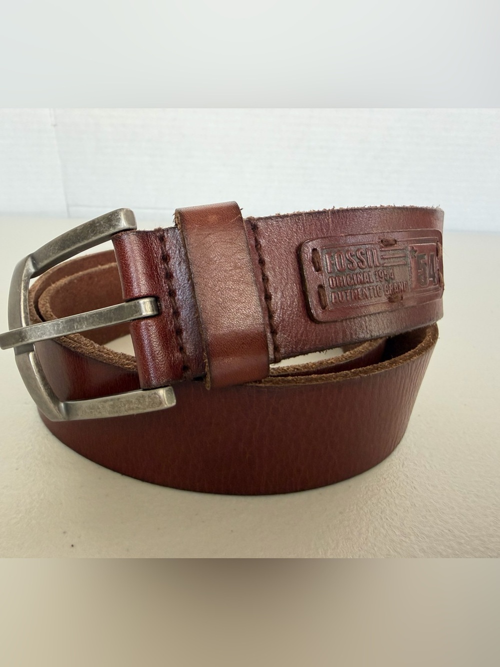 Fossil 54 Men’s Brown Leather Belt Size 40
